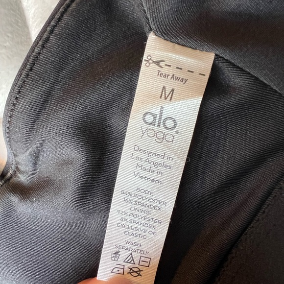 Alo Yoga Fast Bra - with Front Zipper - Picture 3 of 4